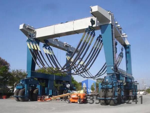 江蘇蘇州游艇搬運機廠家游艇搬運機智能化控制